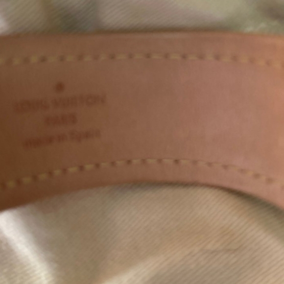 Louis Vuitton Two-Toned Leather Monogram Bracelet 🥰 - Picture 5 of 7